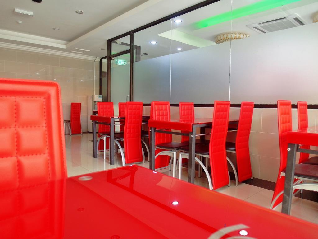 京那巴鲁典雅酒店 亞庇 外观 照片